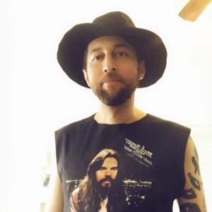 Meet your Posher, Craig